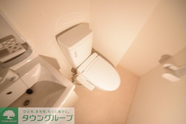 ペアパレス六町2号館の物件内観写真